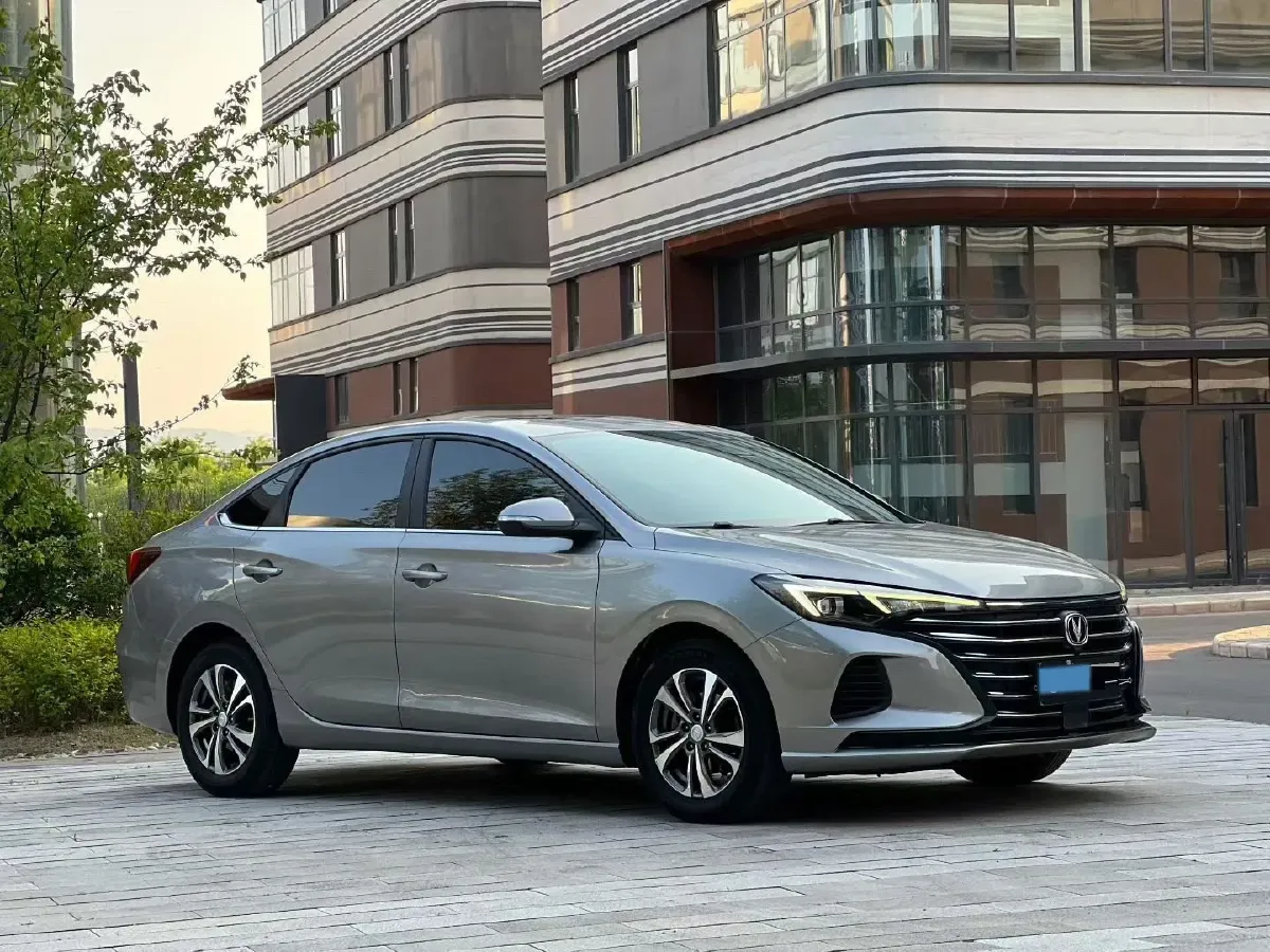 2021 ChangAn Eado 1.6L 128HP L4 CVT,autocango,china used car exporter,china ev exporter,chinese used car exporter,chinese used ev exporter