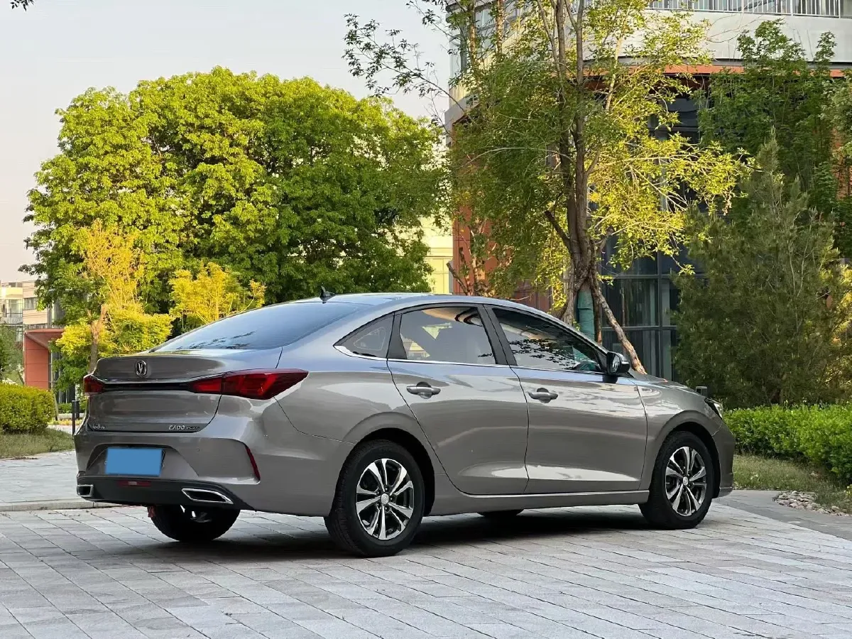 2021 ChangAn Eado 1.6L 128HP L4 CVT,autocango,china used car exporter,china ev exporter,chinese used car exporter,chinese used ev exporter