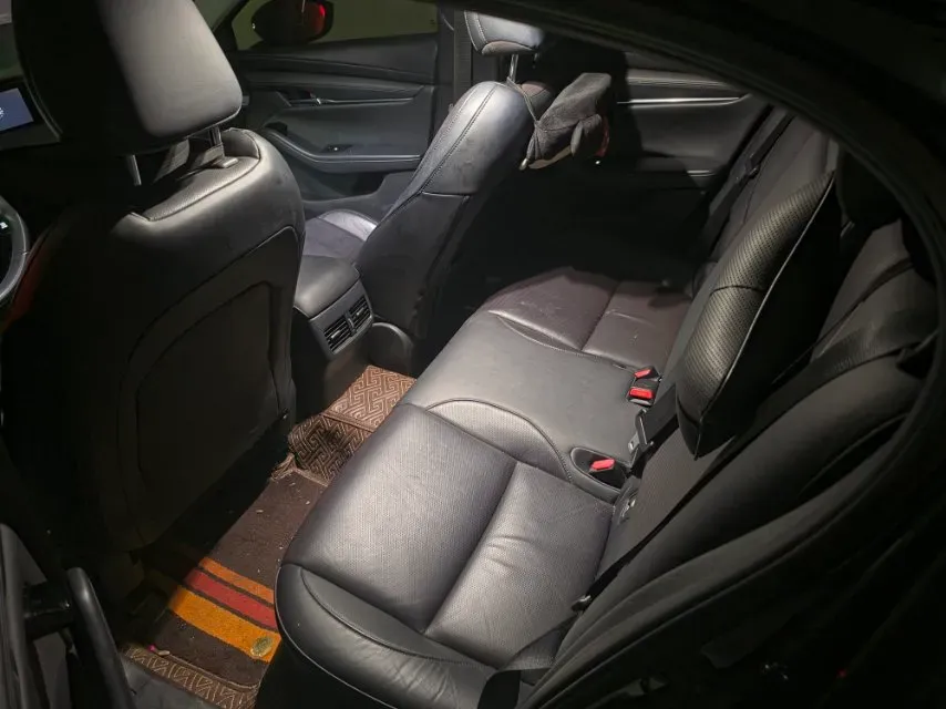 2020 Mazda 3 Axela 2.0L 158HP L4 6AT,autocango,china used car exporter,china ev exporter,chinese used car exporter,chinese used ev exporter