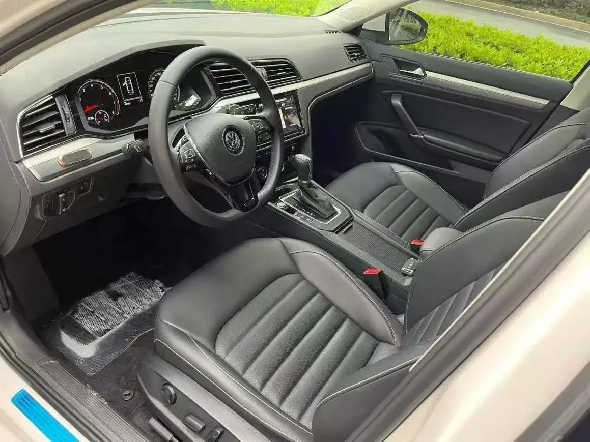 2019 Volkswagen Passat 1.4T 150HP L4 7DCT,autocango,china used car exporter,china ev exporter,chinese used car exporter,chinese used ev exporter