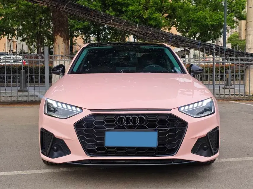 2022 Audi A4L 2.0T 190HP L4 7DCT,autocango,china used car exporter,china ev exporter,chinese used car exporter,chinese used ev exporter