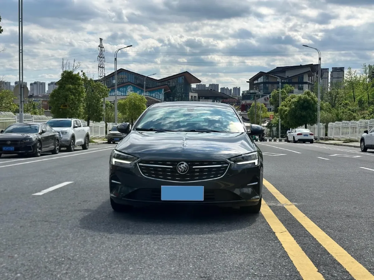 2020 Buick Regal 1.5T 169HP L4 9AT,autocango,china used car exporter,china ev exporter,chinese used car exporter,chinese used ev exporter