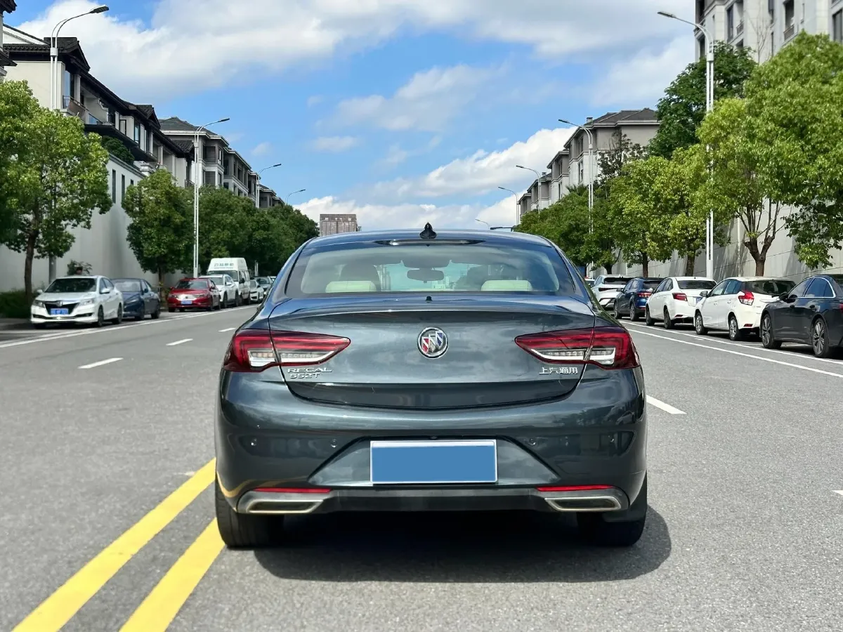 2020 Buick Regal 1.5T 169HP L4 9AT,autocango,china used car exporter,china ev exporter,chinese used car exporter,chinese used ev exporter