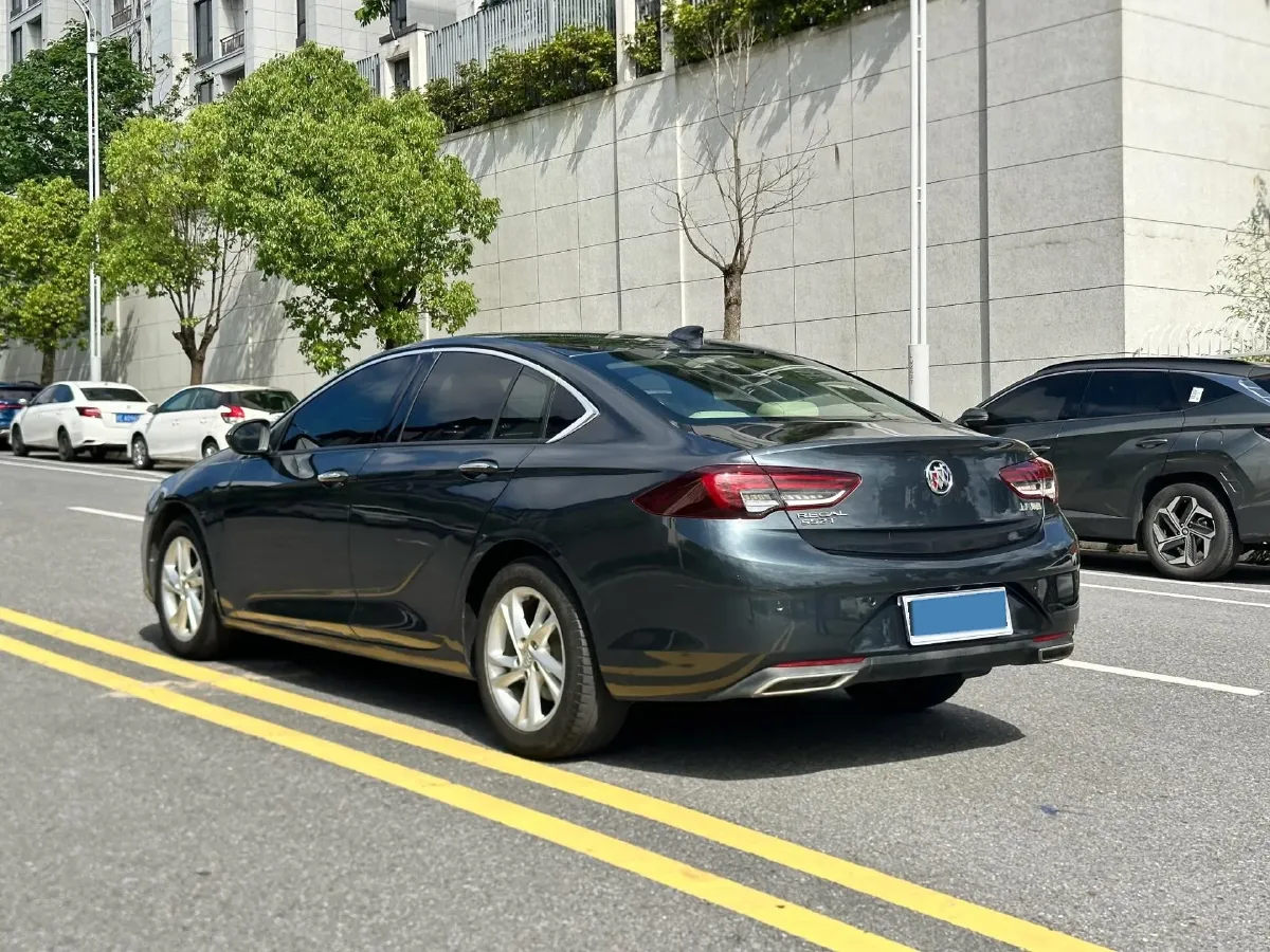 2020 Buick Regal 1.5T 169HP L4 9AT,autocango,china used car exporter,china ev exporter,chinese used car exporter,chinese used ev exporter