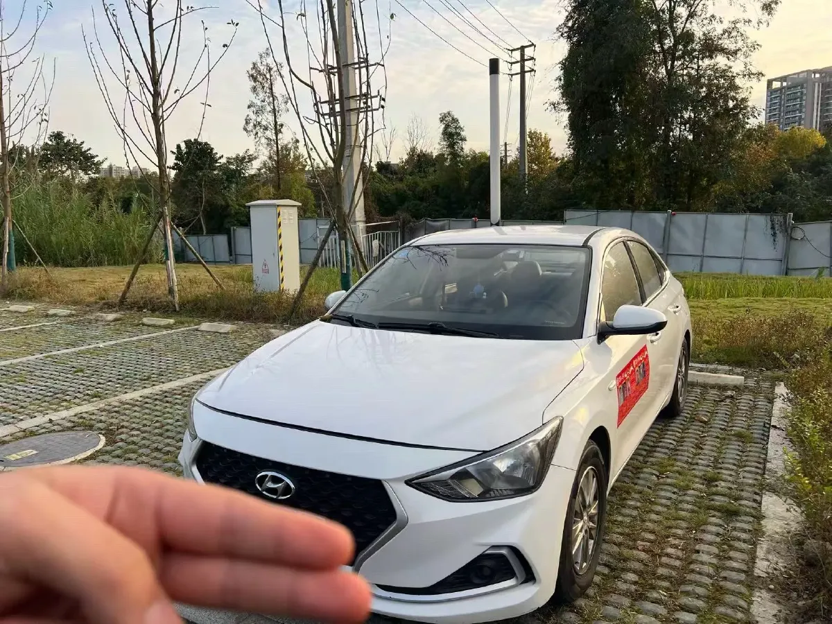 2020 Hyundai Celesta 1.6L 123HP L4 6AT,autocango,china used car exporter,china ev exporter,chinese used car exporter,chinese used ev exporter
