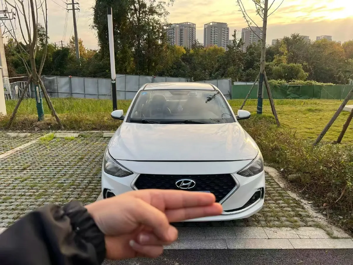 2020 Hyundai Celesta 1.6L 123HP L4 6AT,autocango,china used car exporter,china ev exporter,chinese used car exporter,chinese used ev exporter
