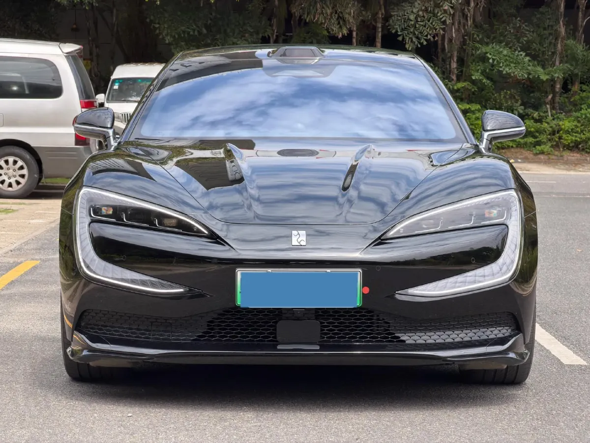 2025 YangWang U7 BEV 135.5KWH,autocango,china used car exporter,china ev exporter,chinese used car exporter,chinese used ev exporter