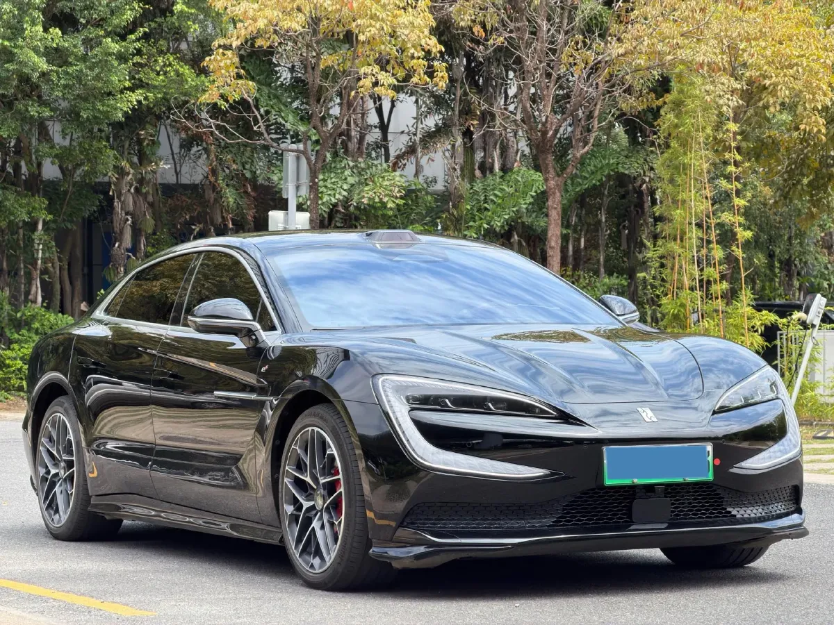 2025 YangWang U7 BEV 135.5KWH,autocango,china used car exporter,china ev exporter,chinese used car exporter,chinese used ev exporter