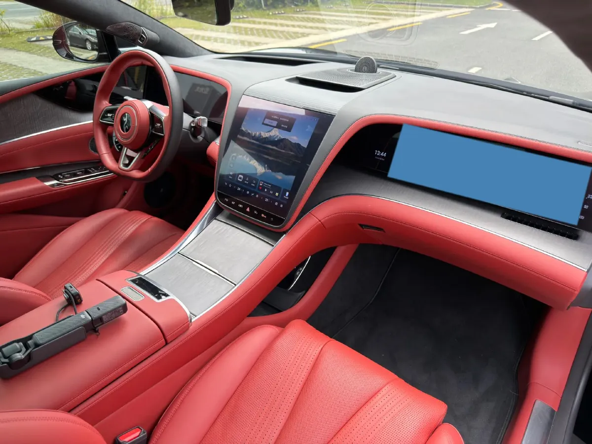 2025 YangWang U7 BEV 135.5KWH,autocango,china used car exporter,china ev exporter,chinese used car exporter,chinese used ev exporter