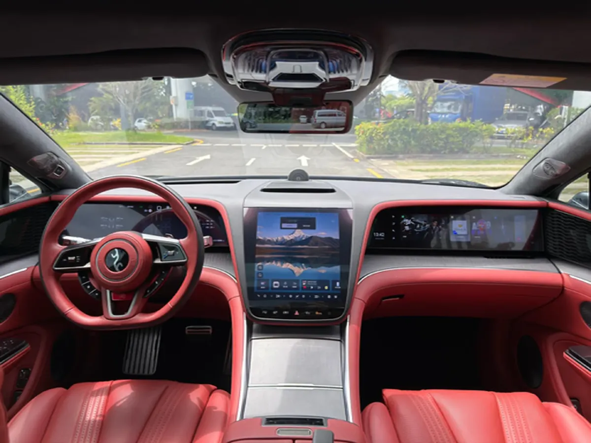 2025 YangWang U7 BEV 135.5KWH,autocango,china used car exporter,china ev exporter,chinese used car exporter,chinese used ev exporter