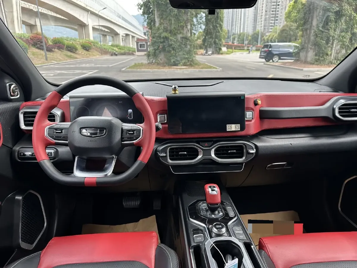 2020 Geely ICON 1.5T 177HP L3 7DCT,autocango,china used car exporter,china ev exporter,chinese used car exporter,chinese used ev exporter