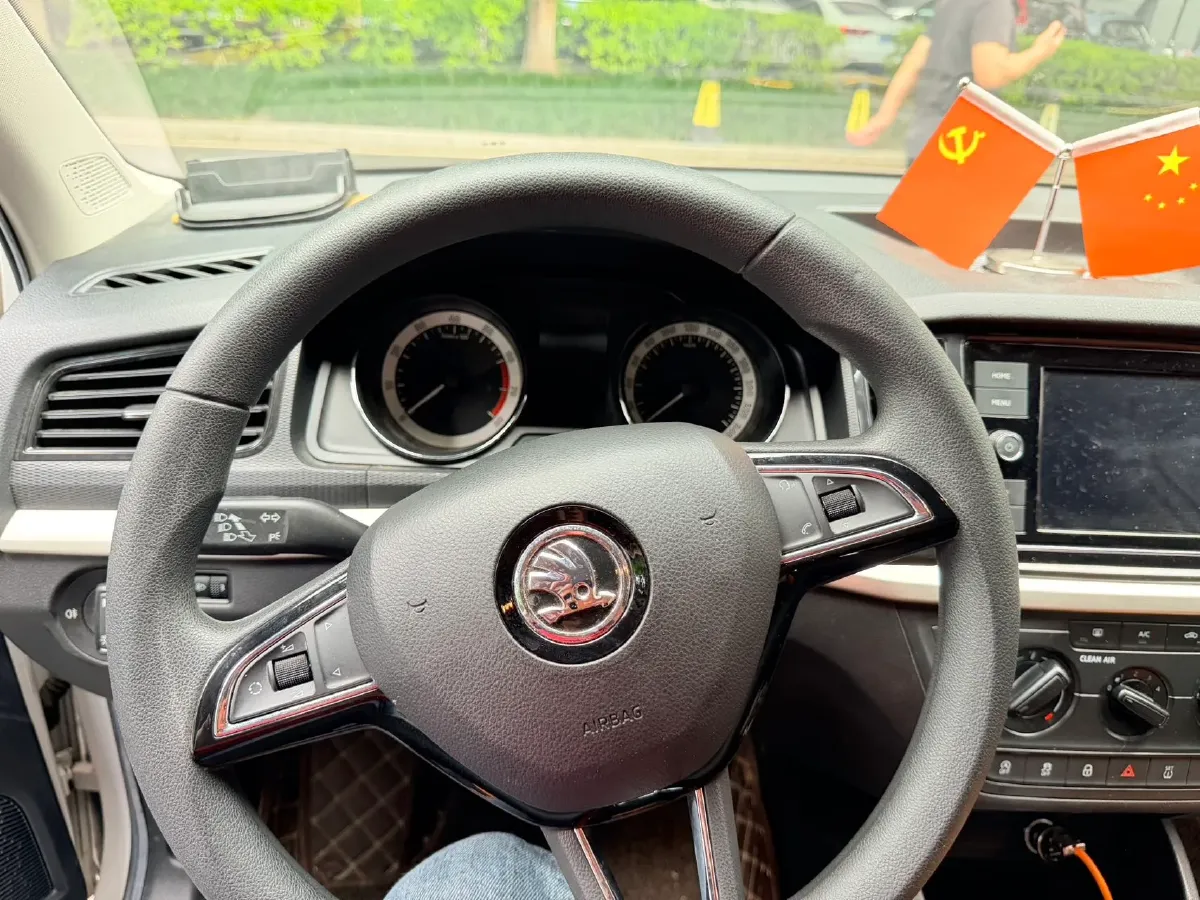 2018 Skoda Rapid Spaceback 1.4T 131HP L4 7DCT,autocango,china used car exporter,china ev exporter,chinese used car exporter,chinese used ev exporter