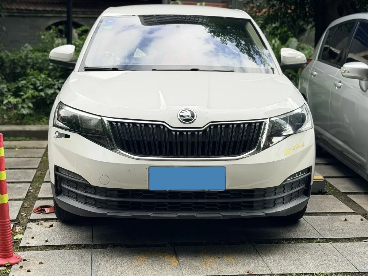 2018 Skoda Rapid Spaceback 1.4T 131HP L4 7DCT,autocango,china used car exporter,china ev exporter,chinese used car exporter,chinese used ev exporter