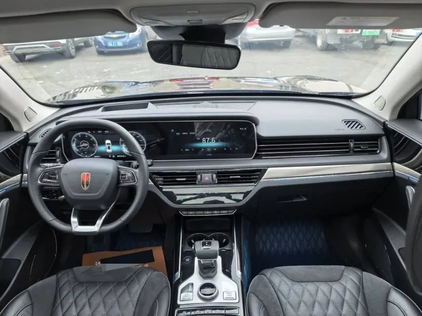 2019 HongQi HS5 2.0T 224HP L4 6AT,autocango,china used car exporter,china ev exporter,chinese used car exporter,chinese used ev exporter