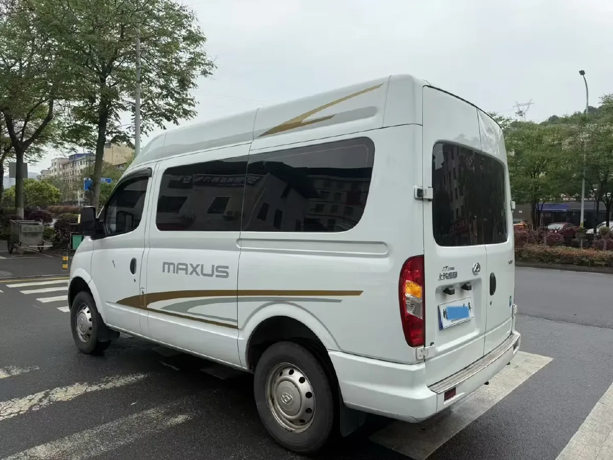 2020 MAXUS XinTu V80 2.5T 136HP L4 6MT,autocango,china used car exporter,china ev exporter,chinese used car exporter,chinese used ev exporter