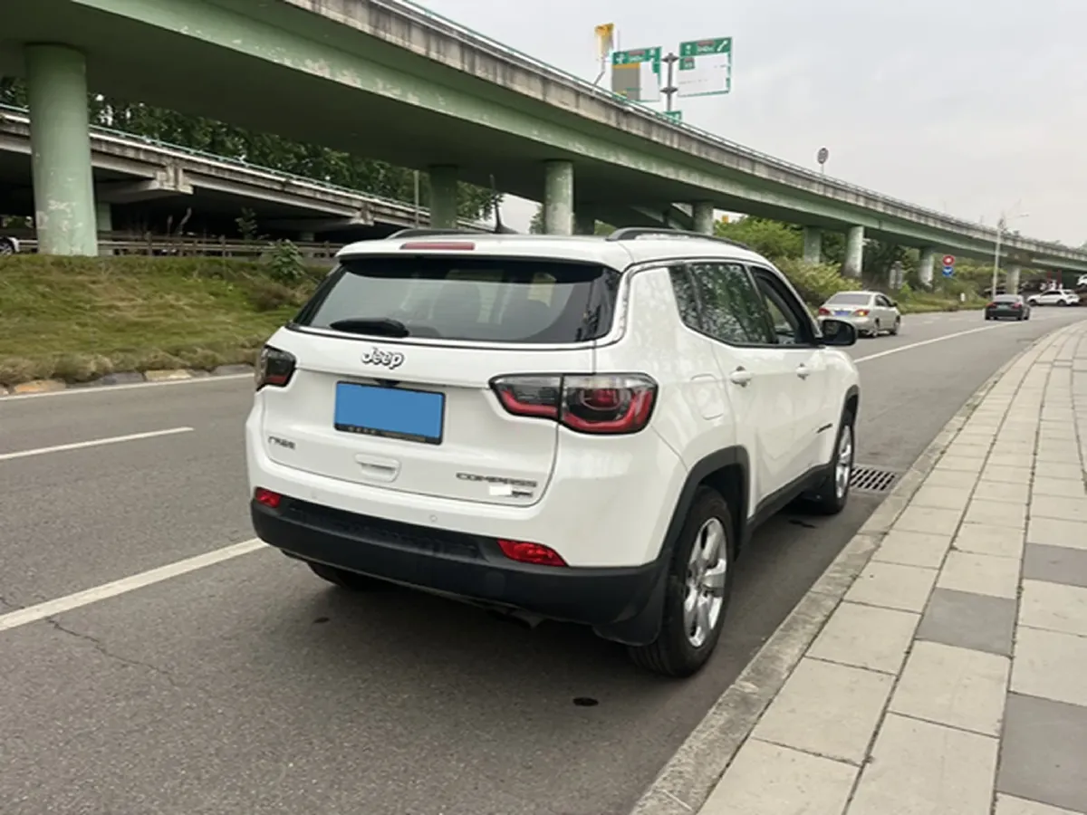 2017 Jeep Compass 1.4T 165HP L4 7DCT,autocango,china used car exporter,china ev exporter,chinese used car exporter,chinese used ev exporter