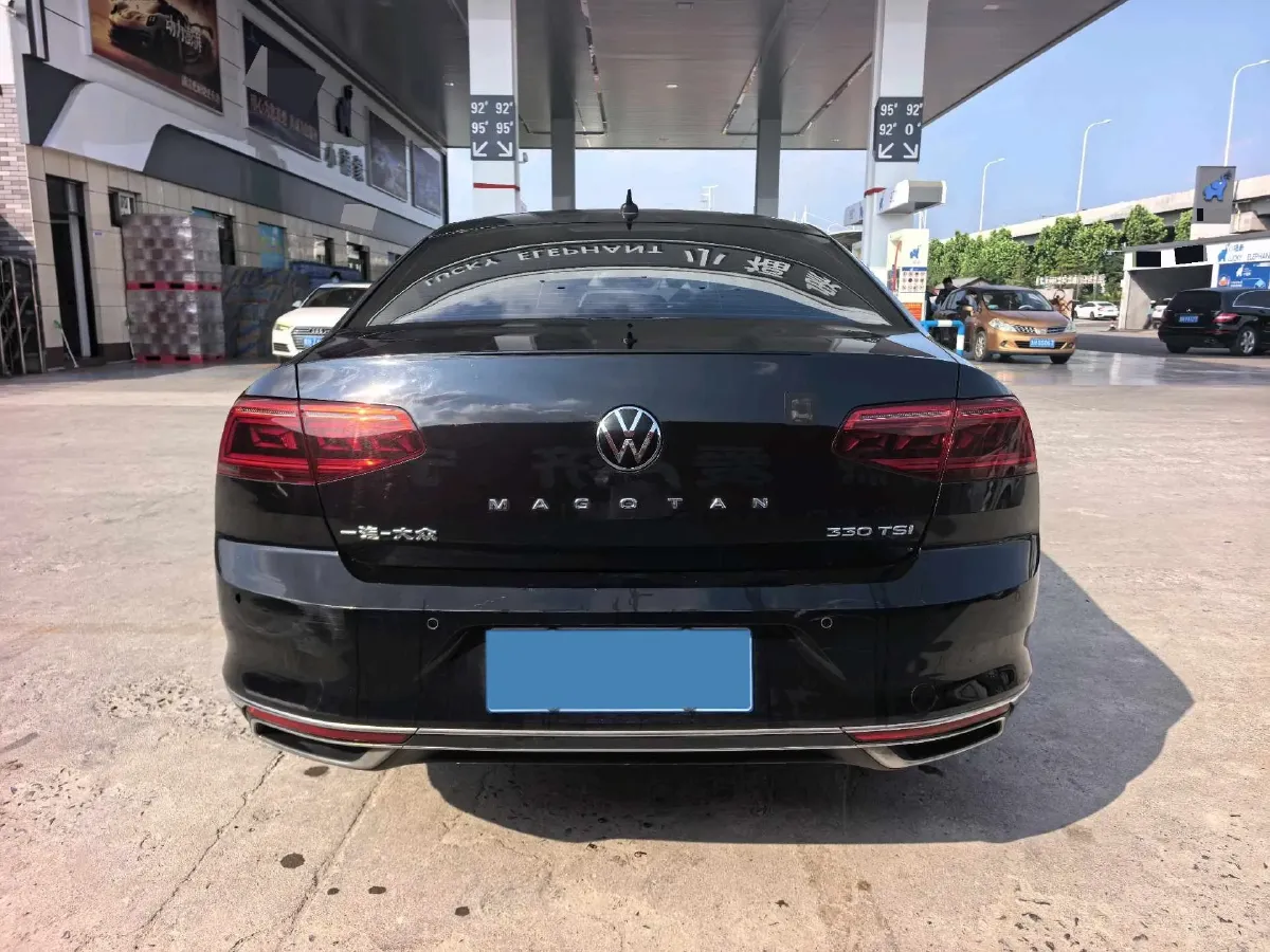 2020 Volkswagen Magotan 2.0T 186HP L4 7DCT,autocango,china used car exporter,china ev exporter,chinese used car exporter,chinese used ev exporter