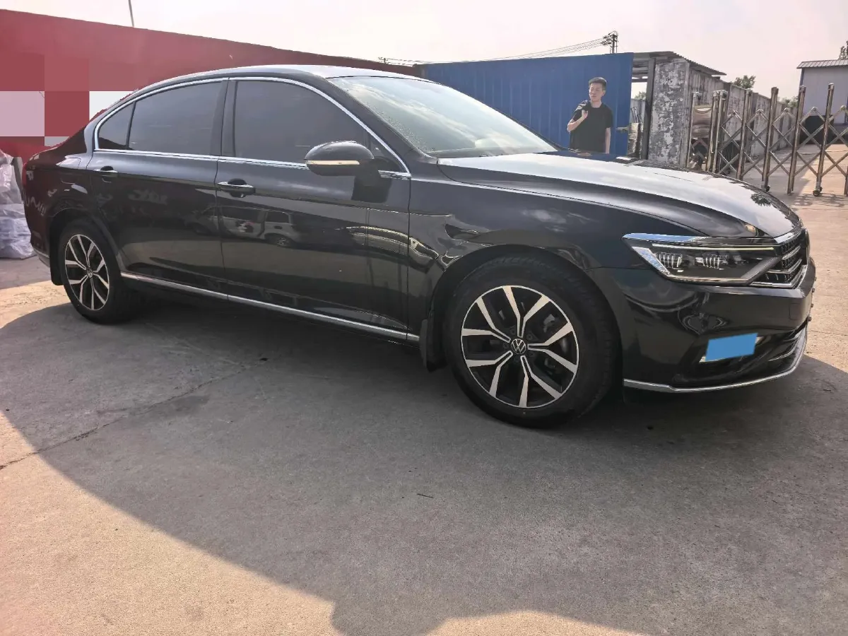 2020 Volkswagen Magotan 2.0T 186HP L4 7DCT,autocango,china used car exporter,china ev exporter,chinese used car exporter,chinese used ev exporter