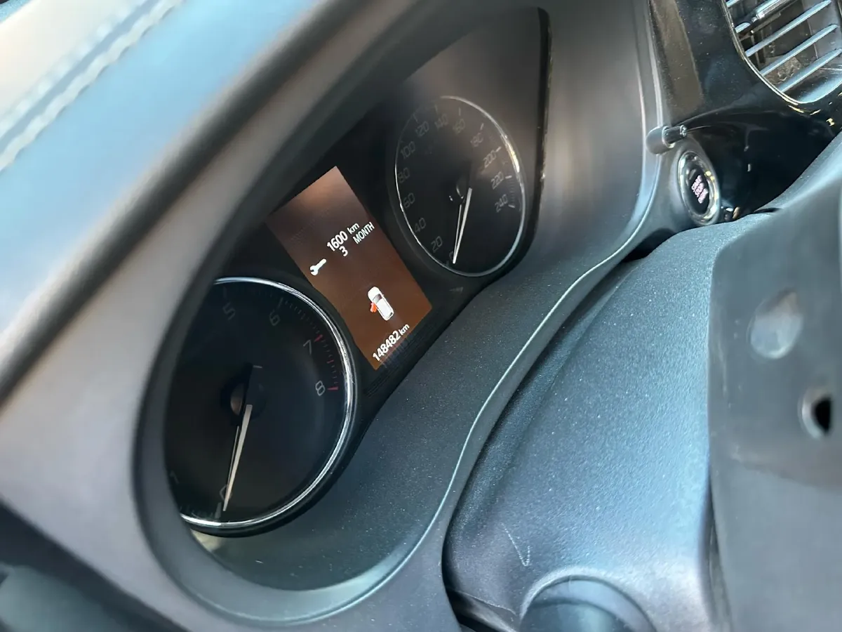 2021 Mitsubishi Outlander 2.0L 166HP L4 CVT,autocango,china used car exporter,china ev exporter,chinese used car exporter,chinese used ev exporter