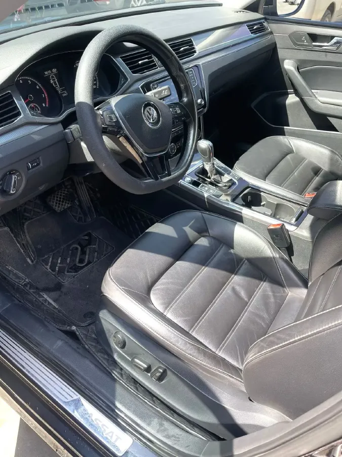 2017 Volkswagen Passat 1.8T 180HP L4 7DCT,autocango,china used car exporter,china ev exporter,chinese used car exporter,chinese used ev exporter
