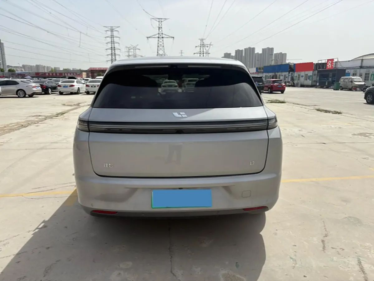 2023 Li L7 Range Extended 154HP REEV 40.9KWH,autocango,china used car exporter,china ev exporter,chinese used car exporter,chinese used ev exporter