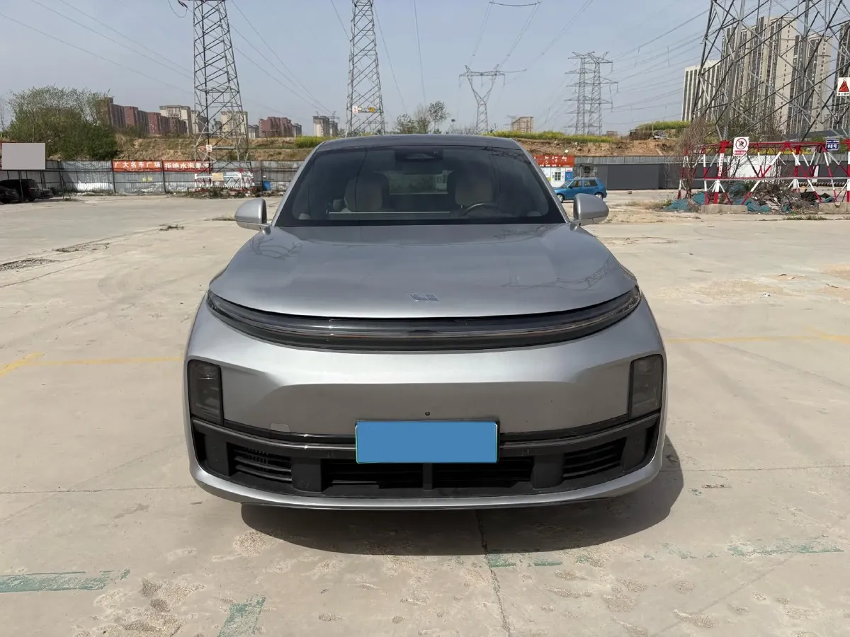 2023 Li L7 Range Extended 154HP REEV 40.9KWH,autocango,china used car exporter,china ev exporter,chinese used car exporter,chinese used ev exporter