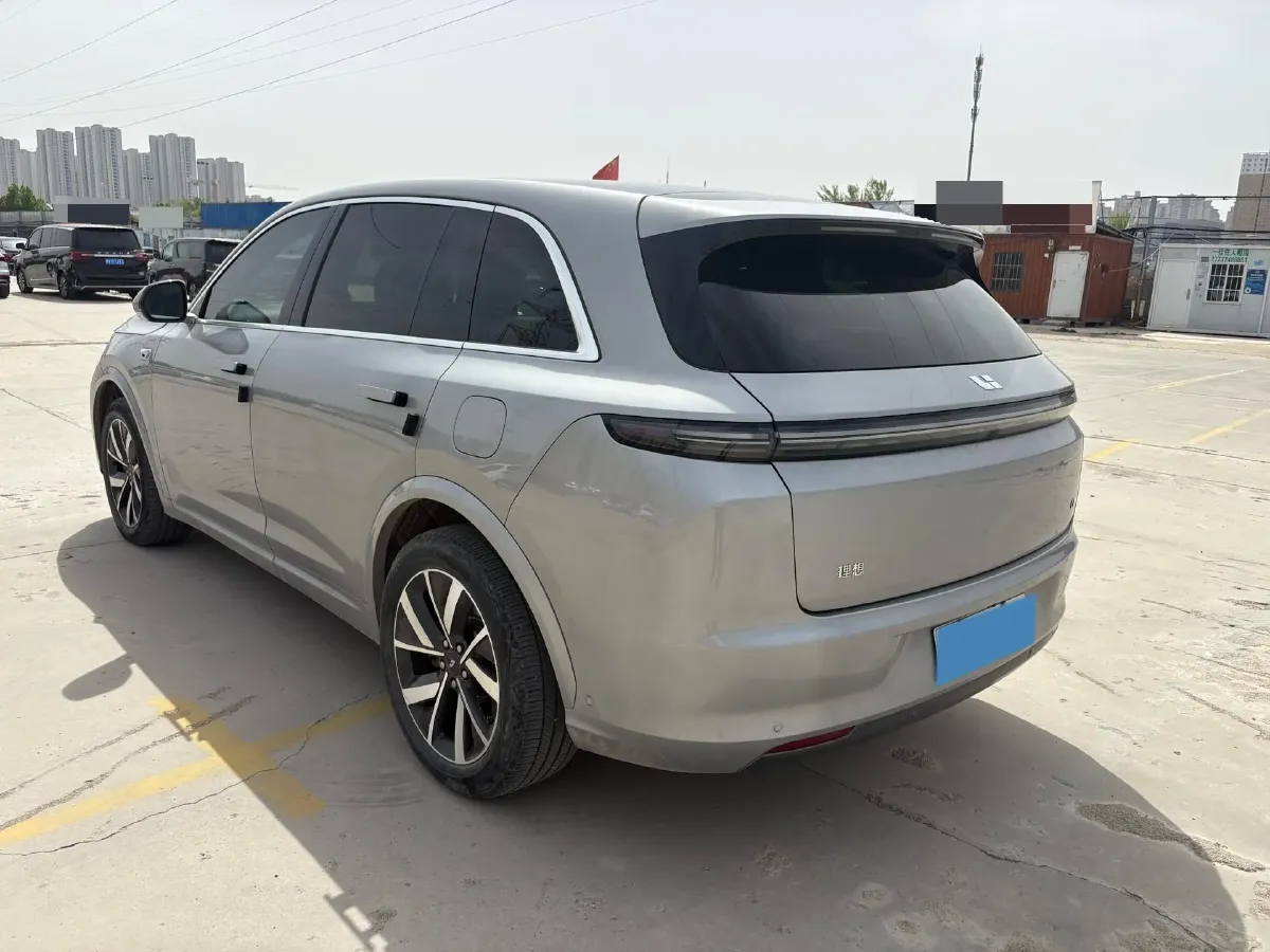 2023 Li L7 Range Extended 154HP REEV 40.9KWH,autocango,china used car exporter,china ev exporter,chinese used car exporter,chinese used ev exporter