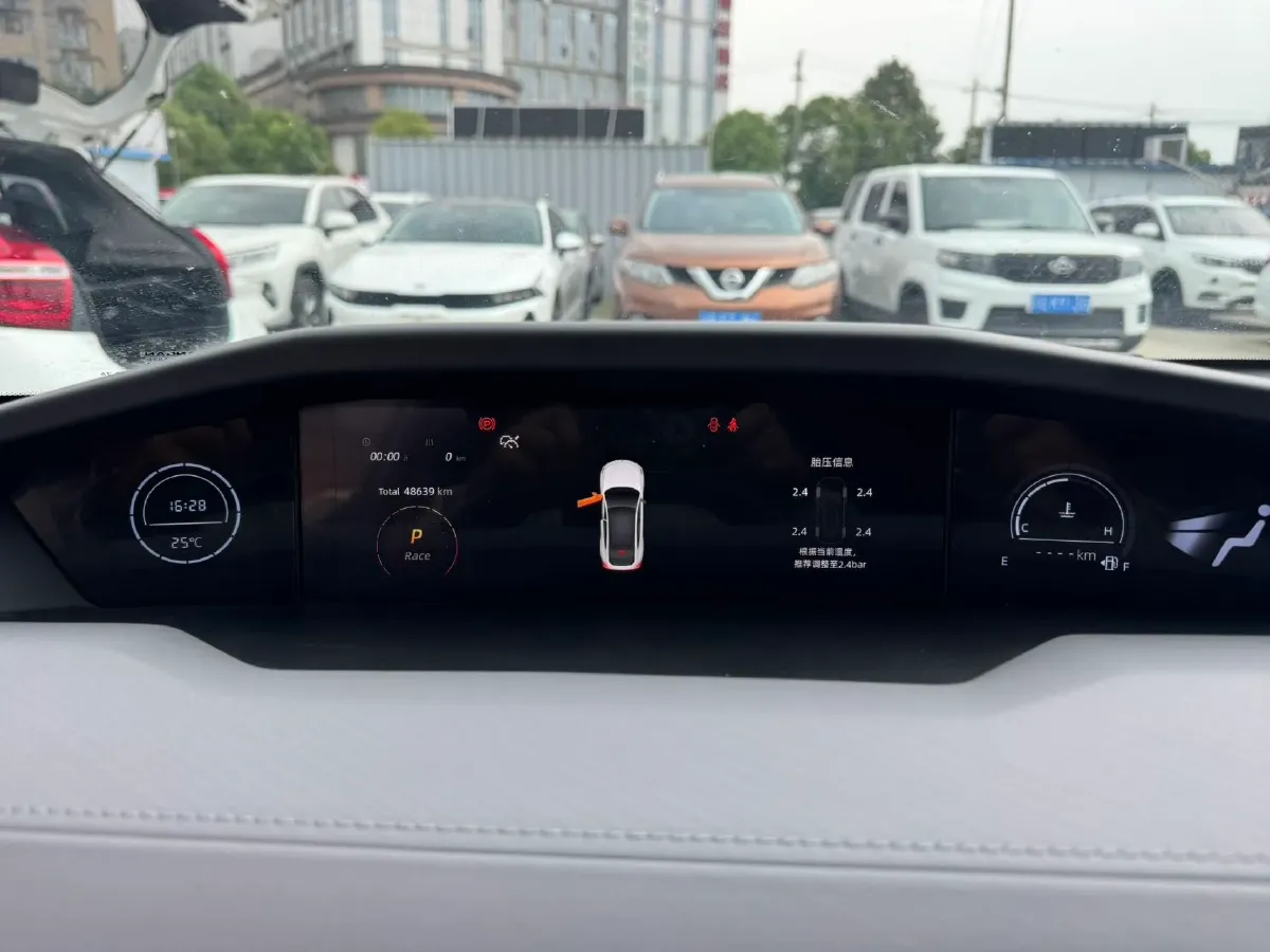2022 ChangAn UNI-V 1.5T 188HP L4 7DCT,autocango,china used car exporter,china ev exporter,chinese used car exporter,chinese used ev exporter