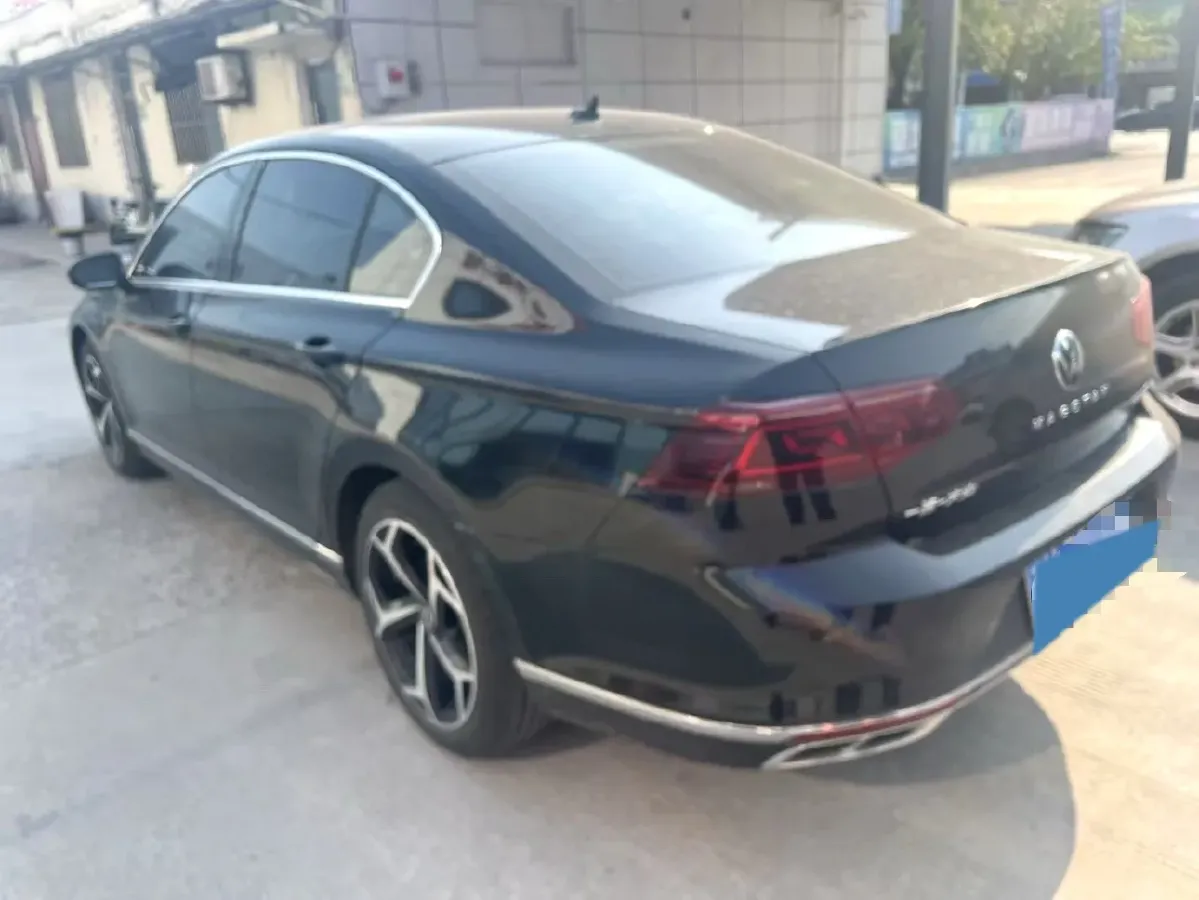 2025 Volkswagen Magotan 2.0T 186HP L4 7DCT,autocango,china used car exporter,china ev exporter,chinese used car exporter,chinese used ev exporter
