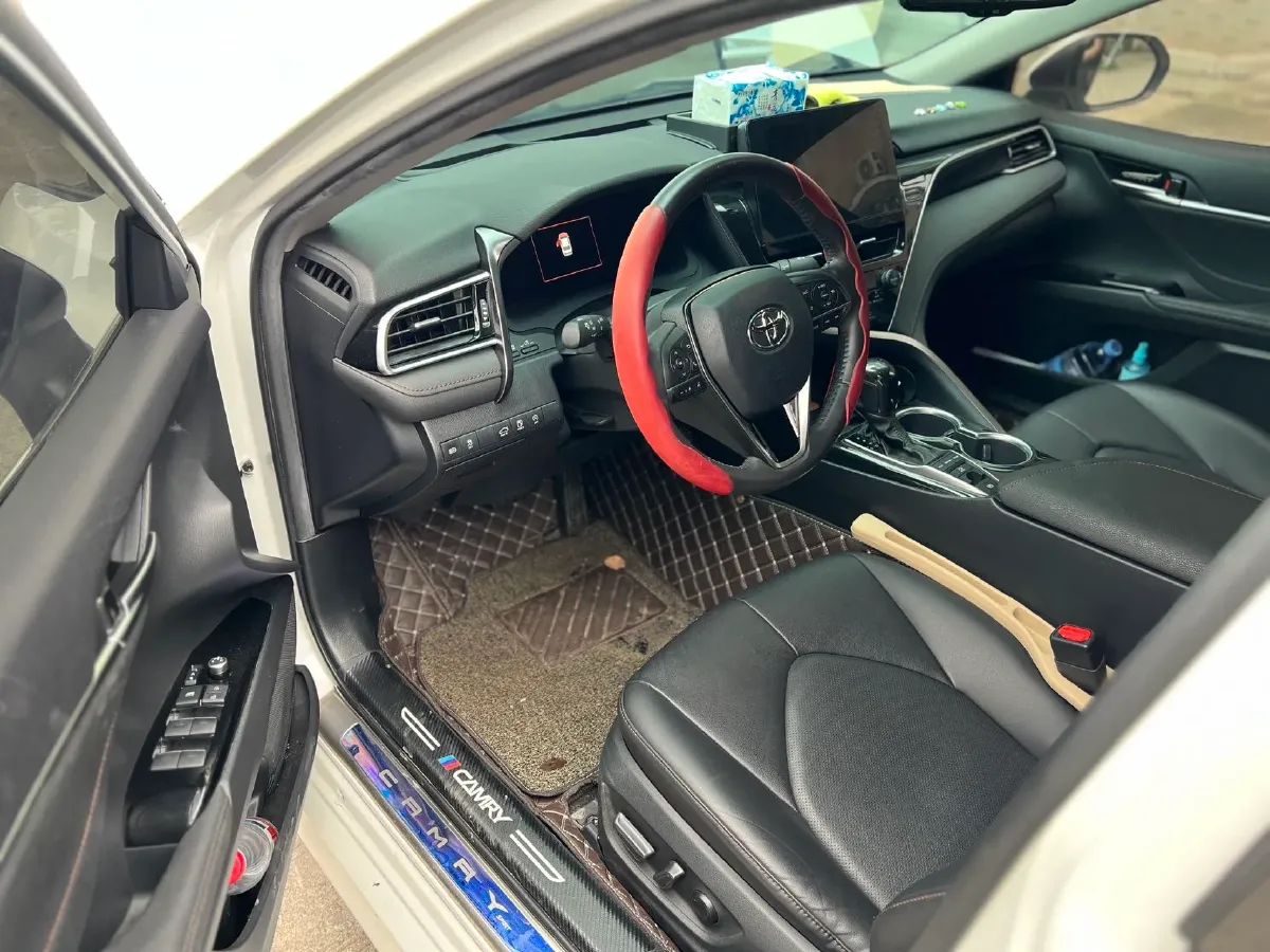 2021 Toyota Camry 2.5L 209HP L4 8AT,autocango,china used car exporter,china ev exporter,chinese used car exporter,chinese used ev exporter