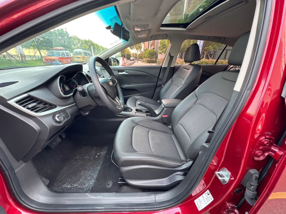 2019 Chevrolet Cavalier 1.5L 113HP L4 6AT,autocango,china used car exporter,china ev exporter,chinese used car exporter,chinese used ev exporter