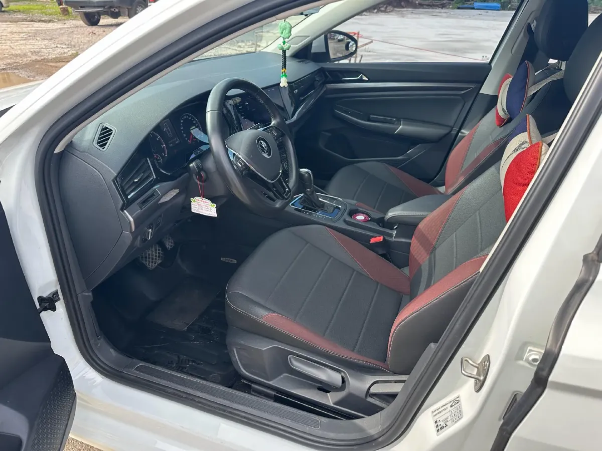 2021 Volkswagen Bora 1.5L 113HP L4 6AT,autocango,china used car exporter,china ev exporter,chinese used car exporter,chinese used ev exporter