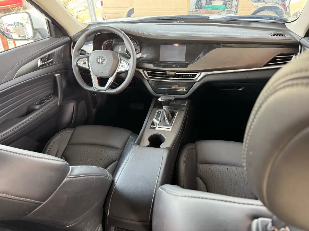 2019 ChangAn CS35 Plus 1.4T 158HP L4 7DCT,autocango,china used car exporter,china ev exporter,chinese used car exporter,chinese used ev exporter