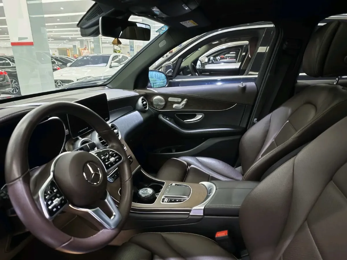 2022 Mercedes-Benz GLC Class 2.0T 258HP L4 9AT,autocango,china used car exporter,china ev exporter,chinese used car exporter,chinese used ev exporter