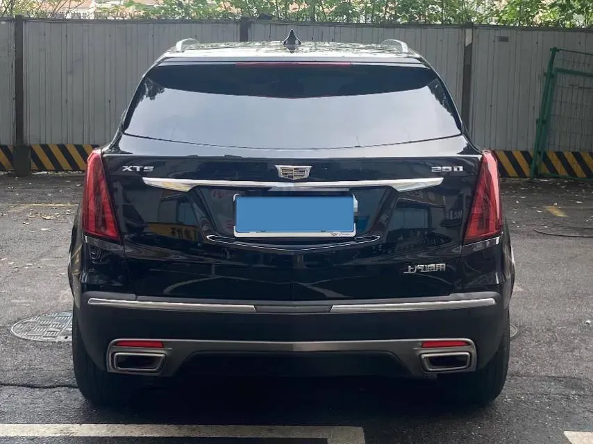 2021 Cadillac XT5 2.0T 237HP L4 9AT,autocango,china used car exporter,china ev exporter,chinese used car exporter,chinese used ev exporter