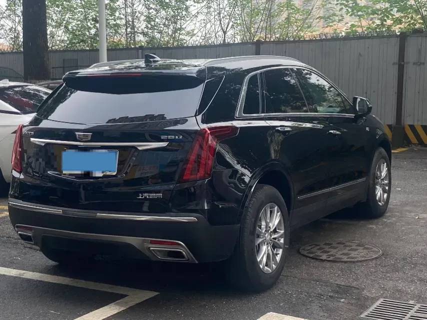 2021 Cadillac XT5 2.0T 237HP L4 9AT,autocango,china used car exporter,china ev exporter,chinese used car exporter,chinese used ev exporter