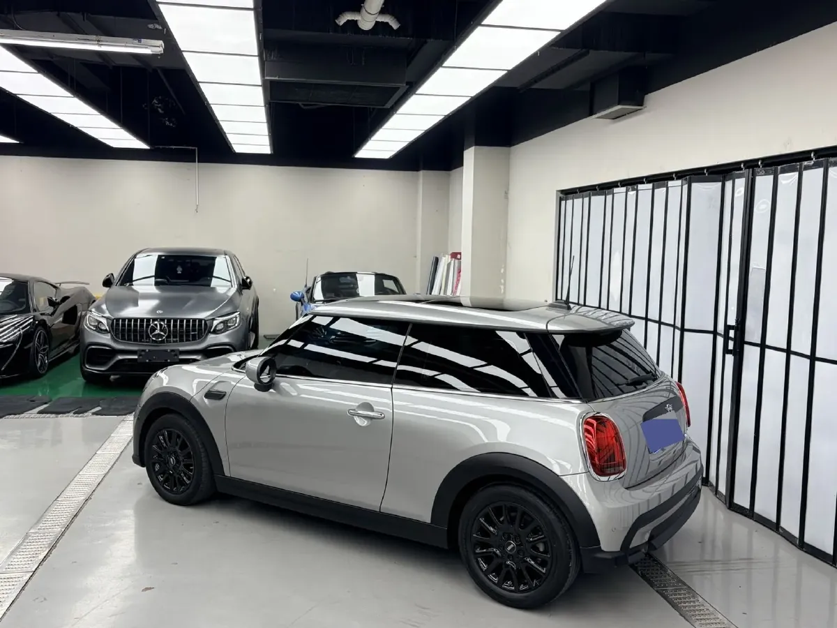 2023 MINI MINI 1.5T 102HP L3 7DCT,autocango,china used car exporter,china ev exporter,chinese used car exporter,chinese used ev exporter