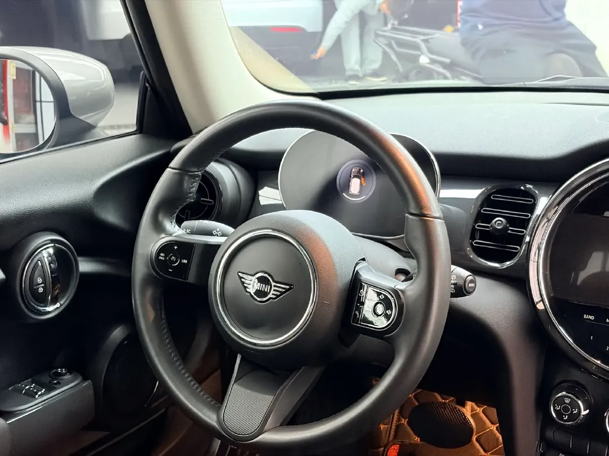 2023 MINI MINI 1.5T 102HP L3 7DCT,autocango,china used car exporter,china ev exporter,chinese used car exporter,chinese used ev exporter