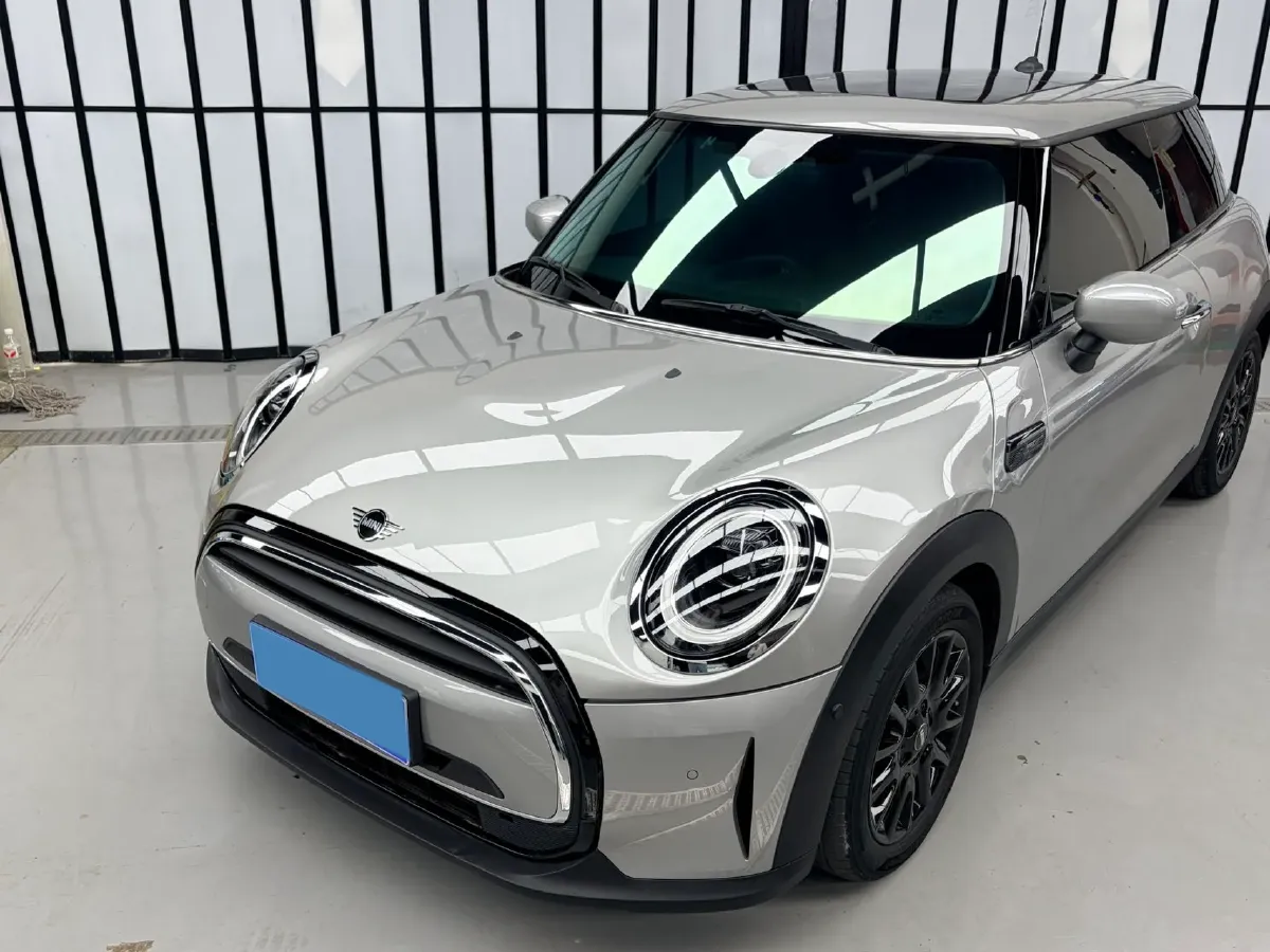 2023 MINI MINI 1.5T 102HP L3 7DCT,autocango,china used car exporter,china ev exporter,chinese used car exporter,chinese used ev exporter