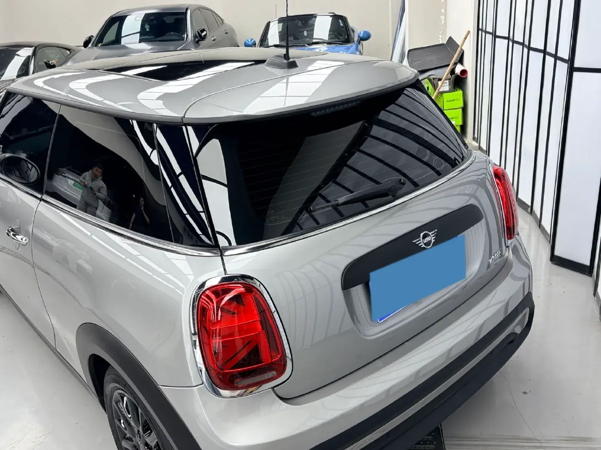 2023 MINI MINI 1.5T 102HP L3 7DCT,autocango,china used car exporter,china ev exporter,chinese used car exporter,chinese used ev exporter