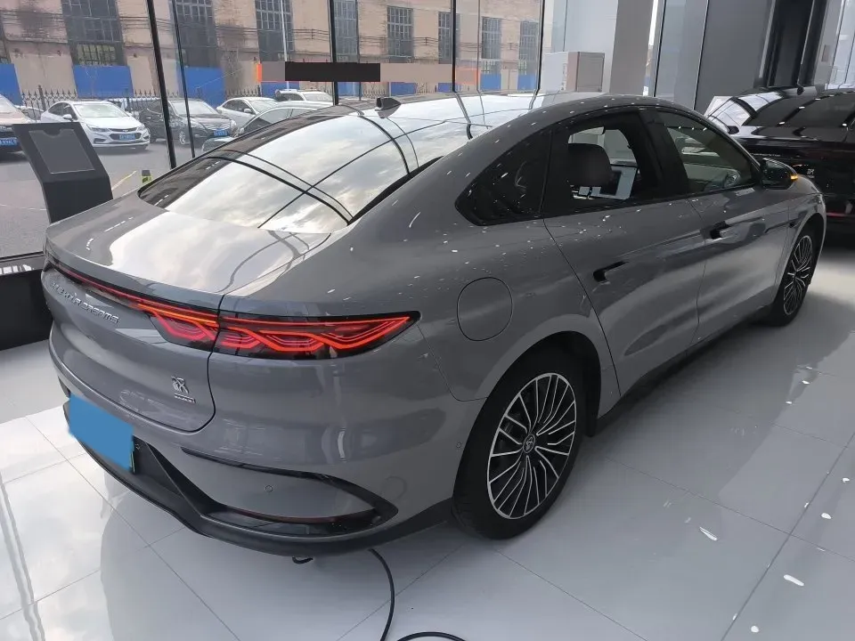 2025 BYD Han 1.5T 156HP L4 E-CVT PHEV,autocango,china used car exporter,china ev exporter,chinese used car exporter,chinese used ev exporter