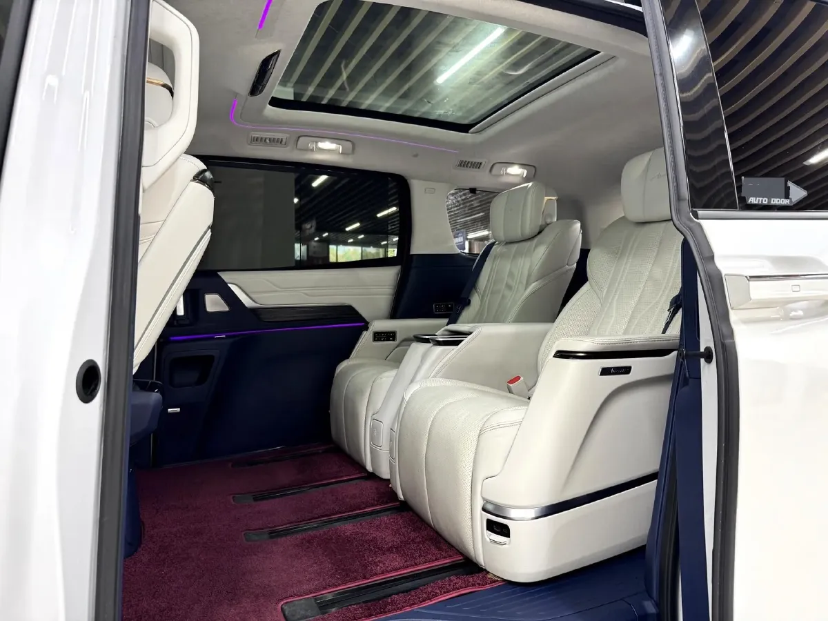 2023 Buick Century 2.0T 237HP L4 9AT,autocango,china used car exporter,china ev exporter,chinese used car exporter,chinese used ev exporter