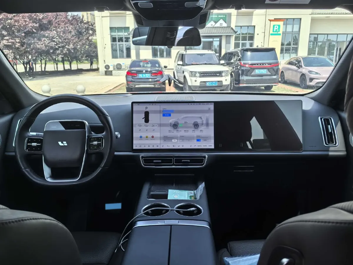 2022 Li L9 Range Extended 154HP REEV 42.6KWH,autocango,china used car exporter,china ev exporter,chinese used car exporter,chinese used ev exporter