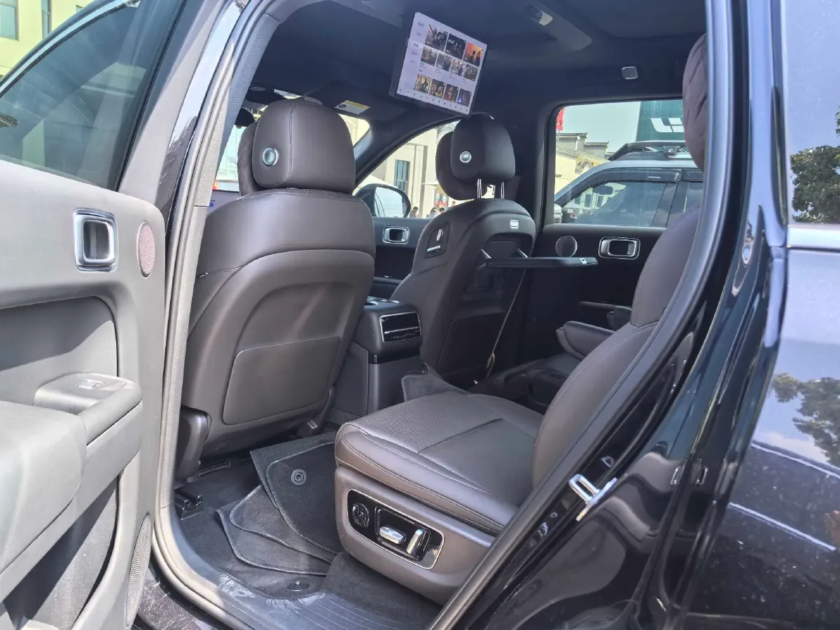 2022 Li L9 Range Extended 154HP REEV 42.6KWH,autocango,china used car exporter,china ev exporter,chinese used car exporter,chinese used ev exporter