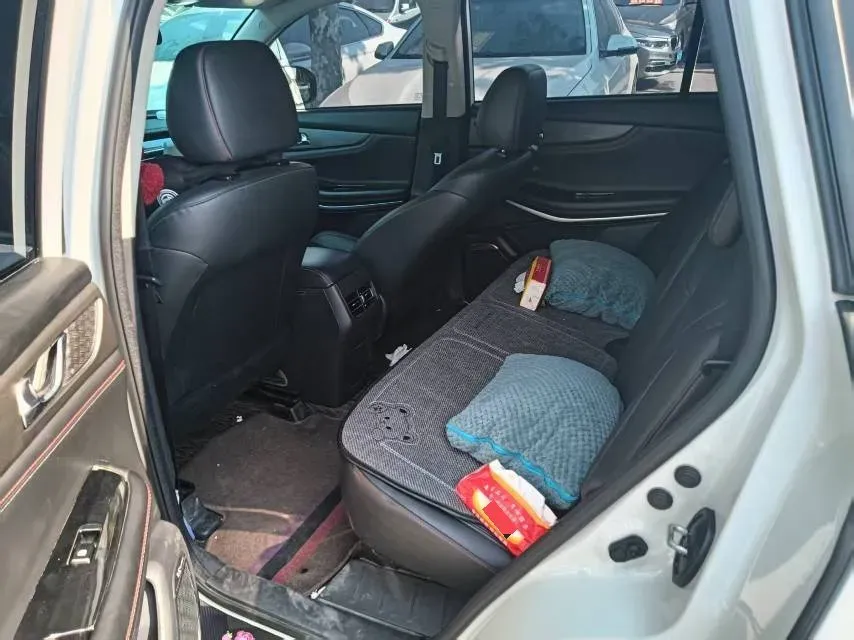 2020 ChangAn CS75 1.5T 178HP L4 7DCT,autocango,china used car exporter,china ev exporter,chinese used car exporter,chinese used ev exporter