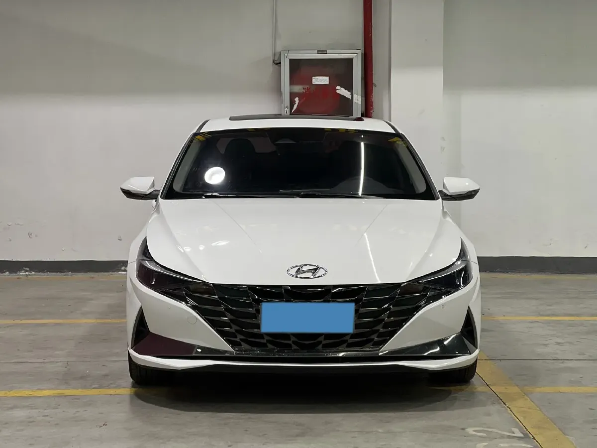 2022 Hyundai Elantra 1.5L 115HP L4 CVT,autocango,china used car exporter,china ev exporter,chinese used car exporter,chinese used ev exporter