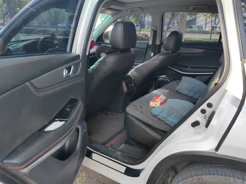 2021 ChangAn CS75 1.5T 178HP L4 7DCT,autocango,china used car exporter,china ev exporter,chinese used car exporter,chinese used ev exporter