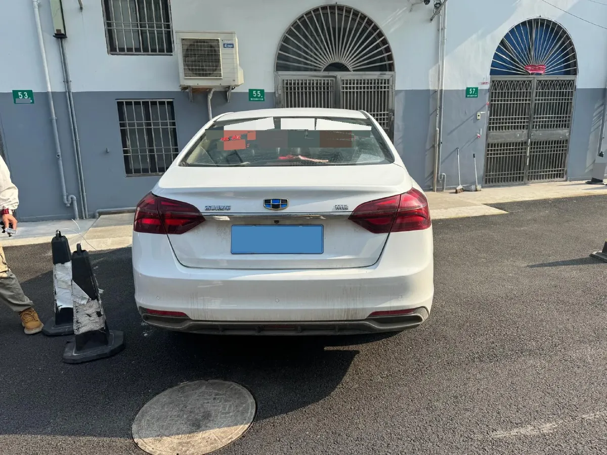 2018 Geely Emgrand 1.5L 109HP L4 5MT,autocango,china used car exporter,china ev exporter,chinese used car exporter,chinese used ev exporter