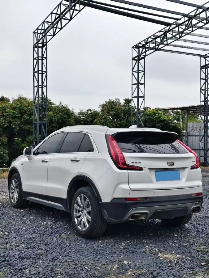 2018 Cadillac XT4 2.0T 241HP L4 9AT,autocango,china used car exporter,china ev exporter,chinese used car exporter,chinese used ev exporter