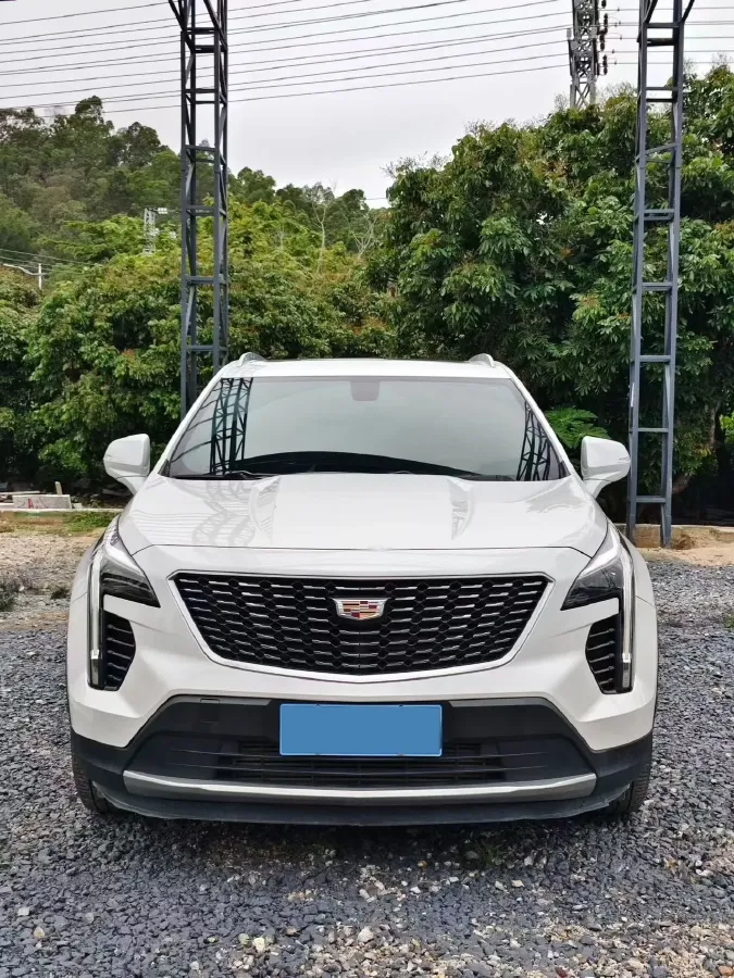 2018 Cadillac XT4 2.0T 241HP L4 9AT,autocango,china used car exporter,china ev exporter,chinese used car exporter,chinese used ev exporter